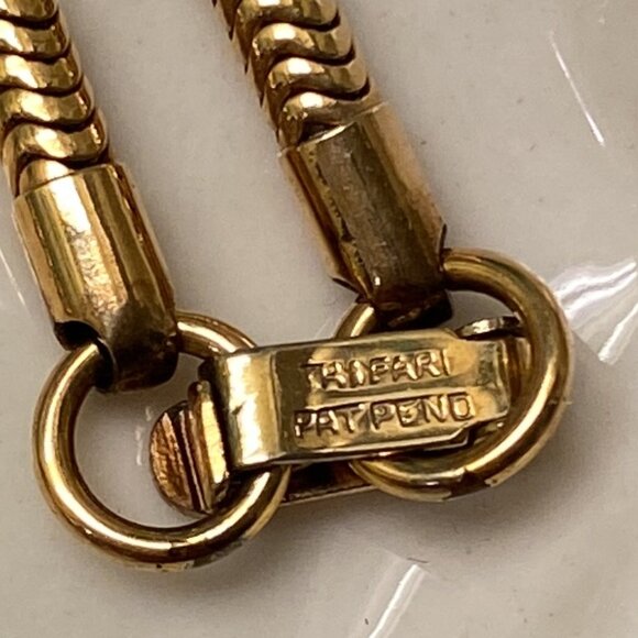 Vintage Signed TRIFARI Pat Pend Alfred Phillipe Gold Tone RHINESTONE NECKLACE - Picture 9 of 9